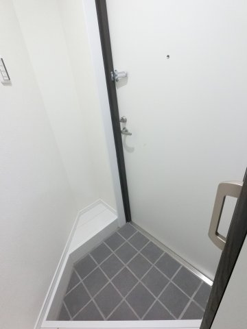 サザンクロス東千葉の玄関