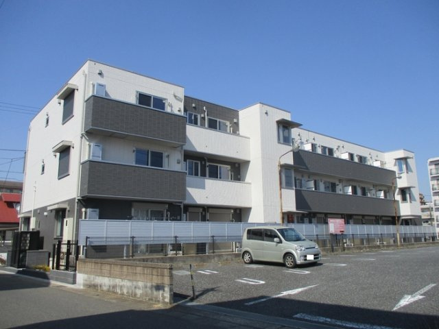 クレスト都賀の外観