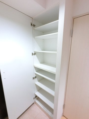 スカール千葉みなとの収納