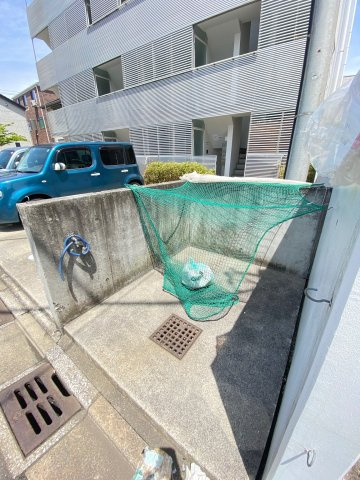 RIGATO-Fの駐車場