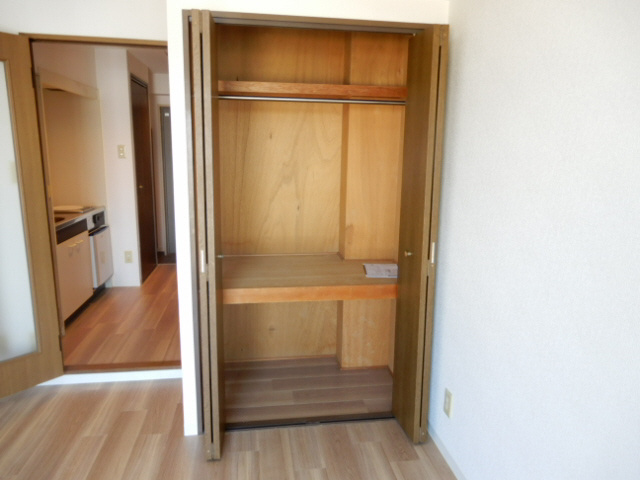 明石市小久保１丁目の賃貸マンションの収納