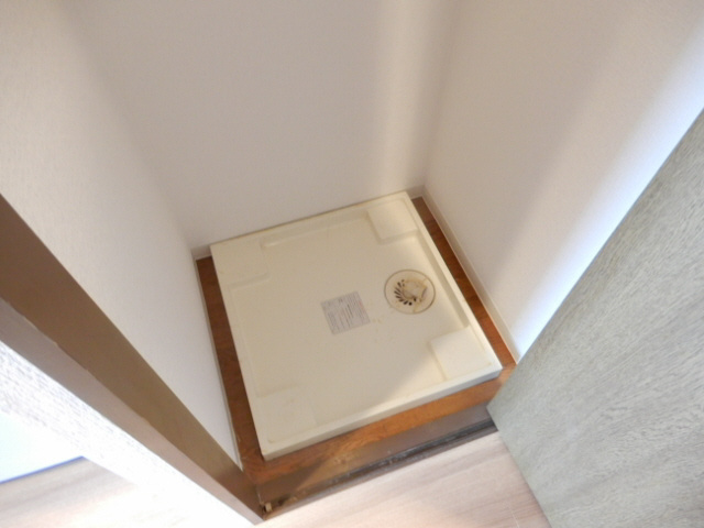 明石市小久保１丁目の賃貸マンションの洗面所