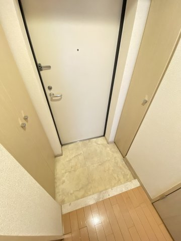 KDX千葉中央レジデンスの玄関