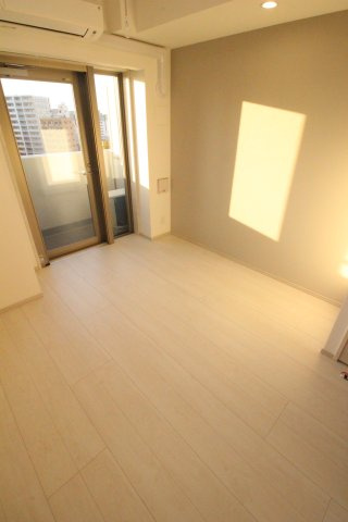 ステージファースト千葉中央の洋室