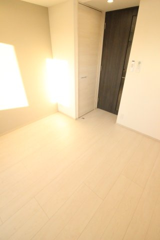 ステージファースト千葉中央の洋室