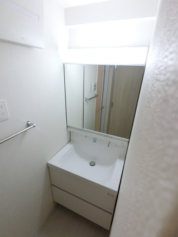 Au Soleil CHIBAの独立洗面台