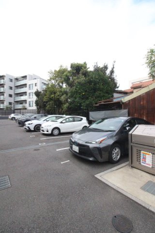 サンパティ―千葉の駐車場