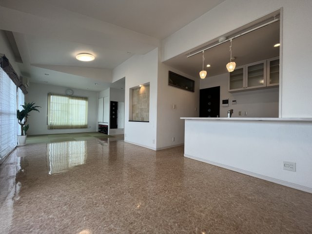 アメニティ新栄の居間・リビング