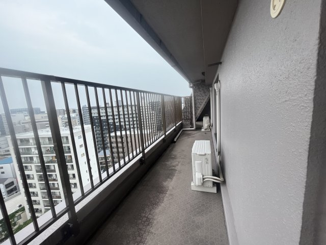 アメニティ新栄のバルコニー