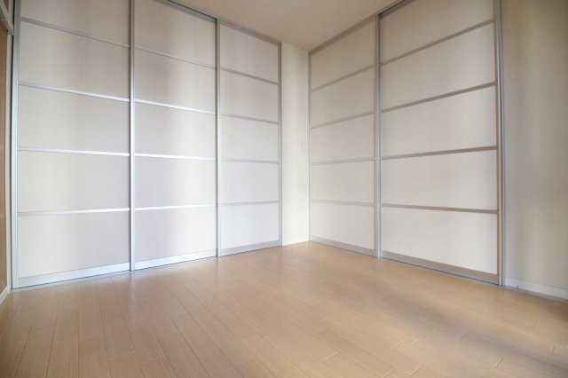 MAISON DE MONTICULEの洋室