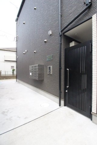 Ambition葛城のエントランス