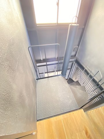 G-HANGAR1821の玄関