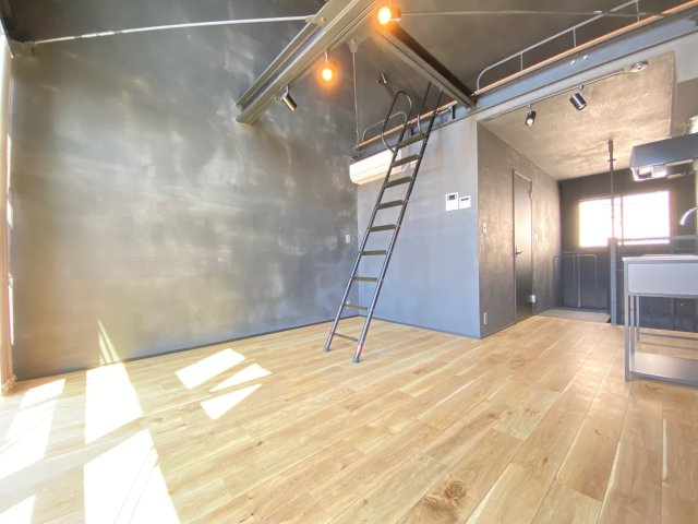 G-HANGAR1821の居間・リビング