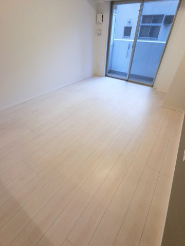 ロイジェントパークス千葉中央の洋室