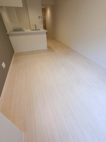 ロイジェントパークス千葉中央の洋室