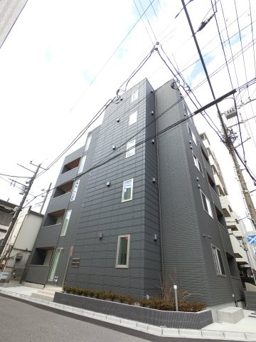ラ・パートメント本千葉の外観