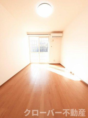 【居間・リビング】 | ヴェルテソレーユ　Ａ