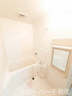 【浴室】 | ヴェルテソレーユ　Ａ