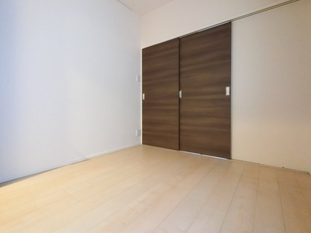 千葉中央・大庄マンションの洋室