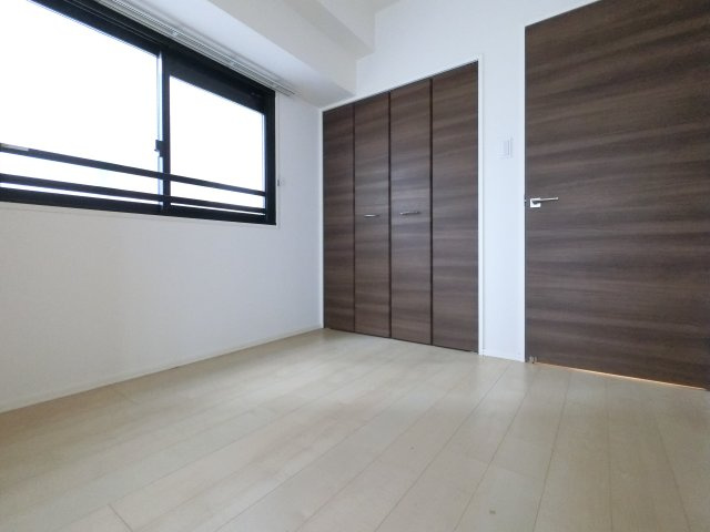 千葉中央・大庄マンションの洋室