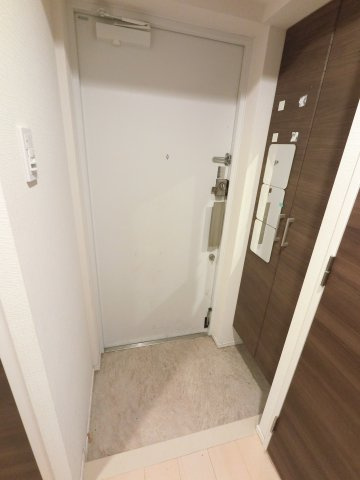 千葉中央・大庄マンションの玄関
