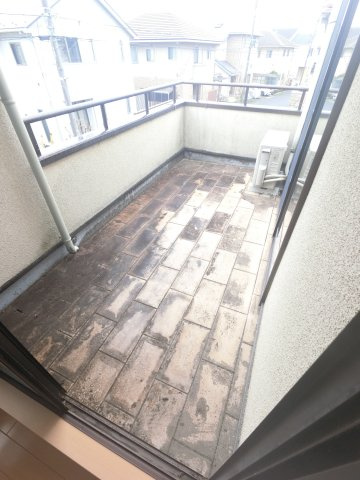 宮野木町貸戸建のバルコニー