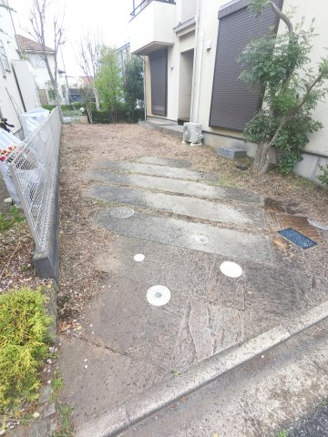 宮野木町貸戸建の庭