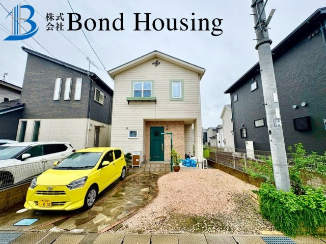 並列2台駐車可能　二見町福里　中古戸建の駐車場