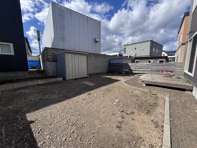 花川東1条4丁目の庭