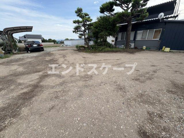 正観寺戸建て の駐車場|高崎、前橋のお部屋探しはエンドスケープまで！お客様の理想お聞かせ下さい♪
