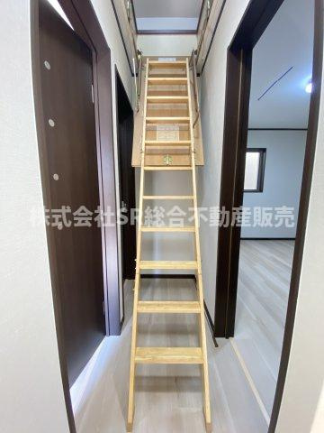 古箕輪1丁目中古戸建の内装|振分タイプの間取りで個々のプライバシが守られます！