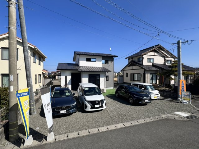 ☆★☆完成見学会開催☆★☆タスリエＰＬＵＳ永碇町の駐車場