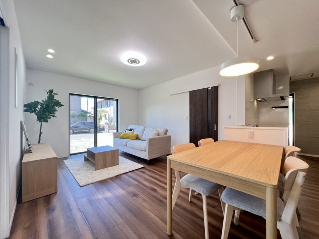 ☆★☆完成見学会開催☆★☆タスリエＰＬＵＳ永碇町の居間・リビング