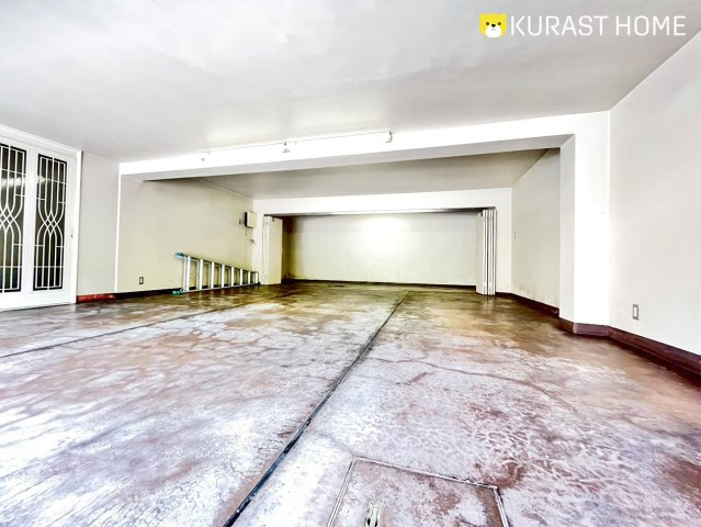 京都市西京区御陵大枝山町2丁目　中古戸建の駐車場