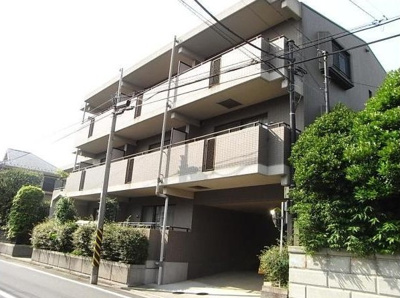 【外観】 | ロサレス荻窪 | 鉄筋コンクリート造のガッチリとした建物。