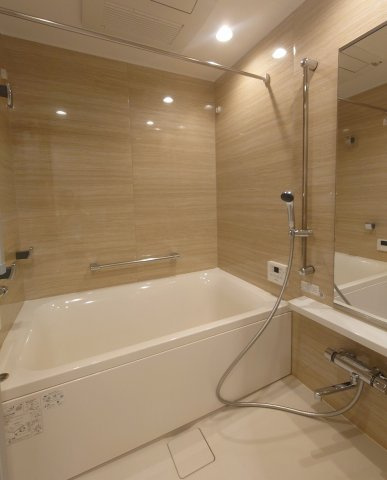 オープンレジデンシア八幡山ステーションサイドの浴室|ミストサウナやオートバスで疲れた体を癒しませんか？