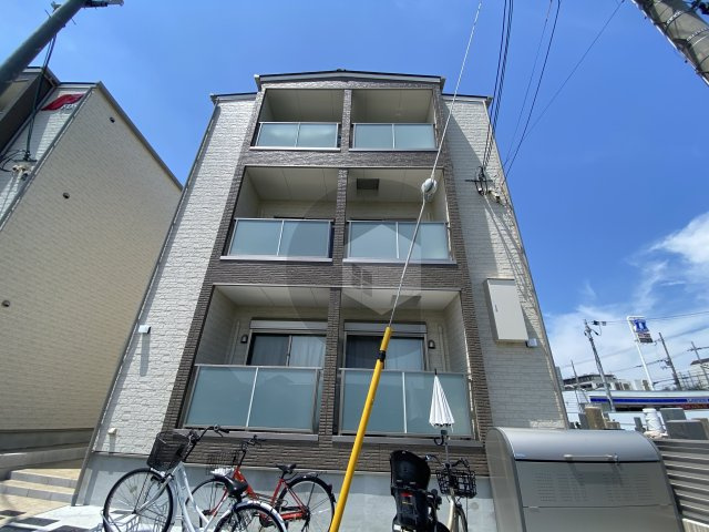東大阪市稲葉２丁目のアパートの外観