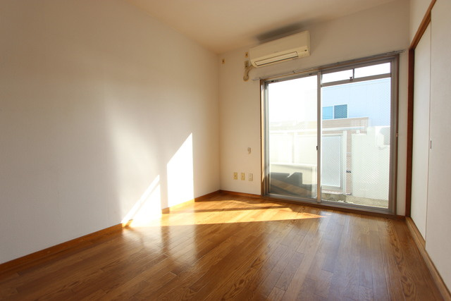 ほら貝ビレッジの居間・リビング|写真はイメージです。色仕様は現況優先になります。