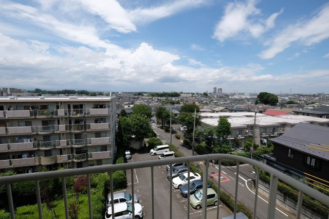 西所沢椿峰ニュータウン39街区６号棟　3LDK　東南角部屋の展望
