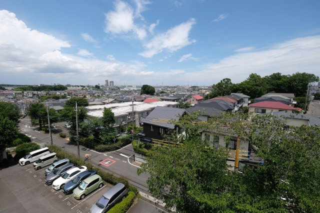 西所沢椿峰ニュータウン39街区６号棟　3LDK　東南角部屋の展望