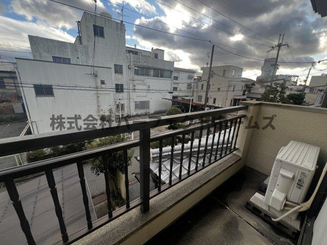 豊野町戸建　賃貸のバルコニー|落ち着いた時間を過ごせるバルコニーです