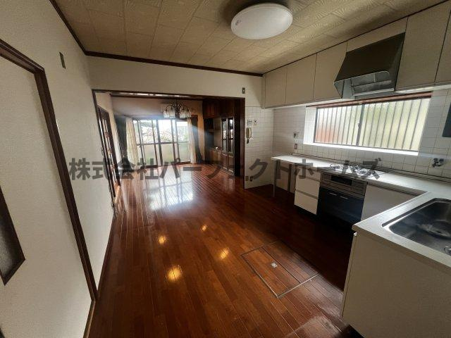 豊野町戸建　賃貸の居間・リビング|リビングです