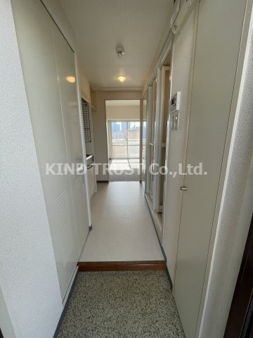 エトワール北梅田の玄関