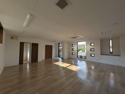  | 日永西3丁目店舗事務所F