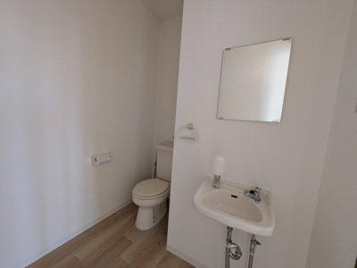  | 日永西3丁目店舗事務所F