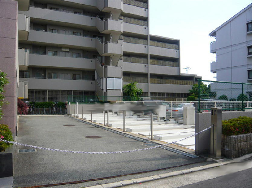 近松公園アーバンコートの駐車場