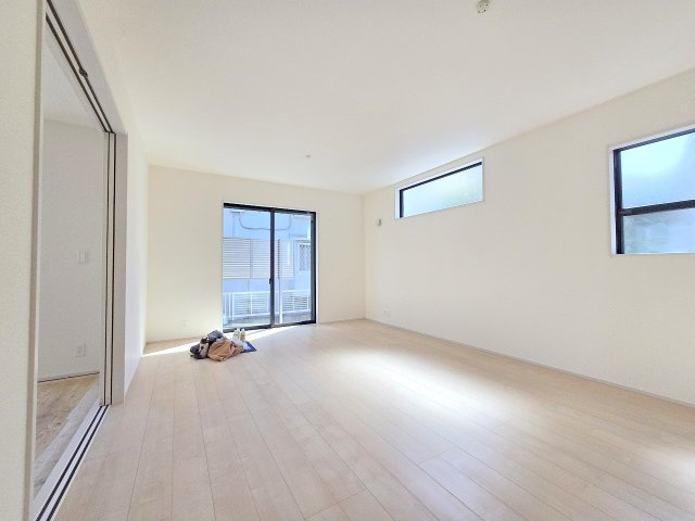 青梅市大門2丁目　全1棟の居間・リビング