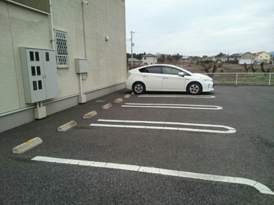 【駐車場】 | アルエットＢ | 駐車場