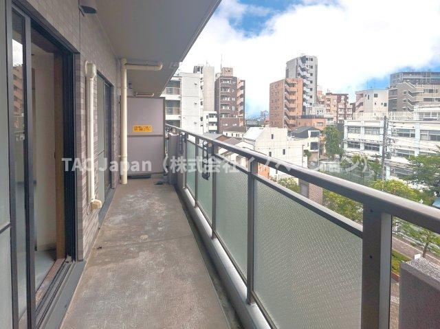 カルム赤羽のバルコニー