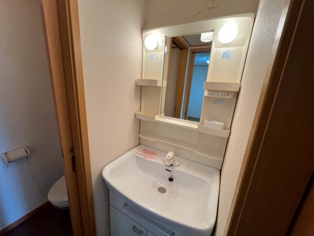 セレノ新白河Ⅱの独立洗面台